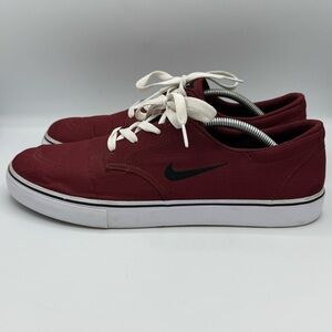 Nike SB Clutch Sneakers Maroon Lace Up Athletic Skateboard 729825-602 Mens 12